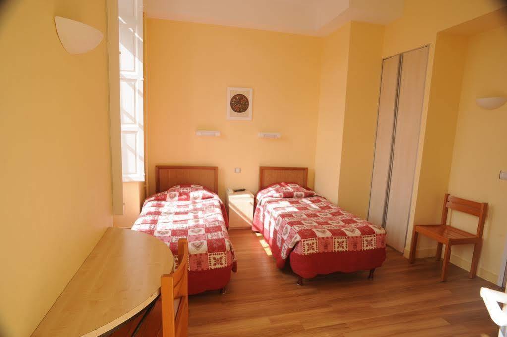 Hotellerie Saint Yves Chartres Εξωτερικό φωτογραφία